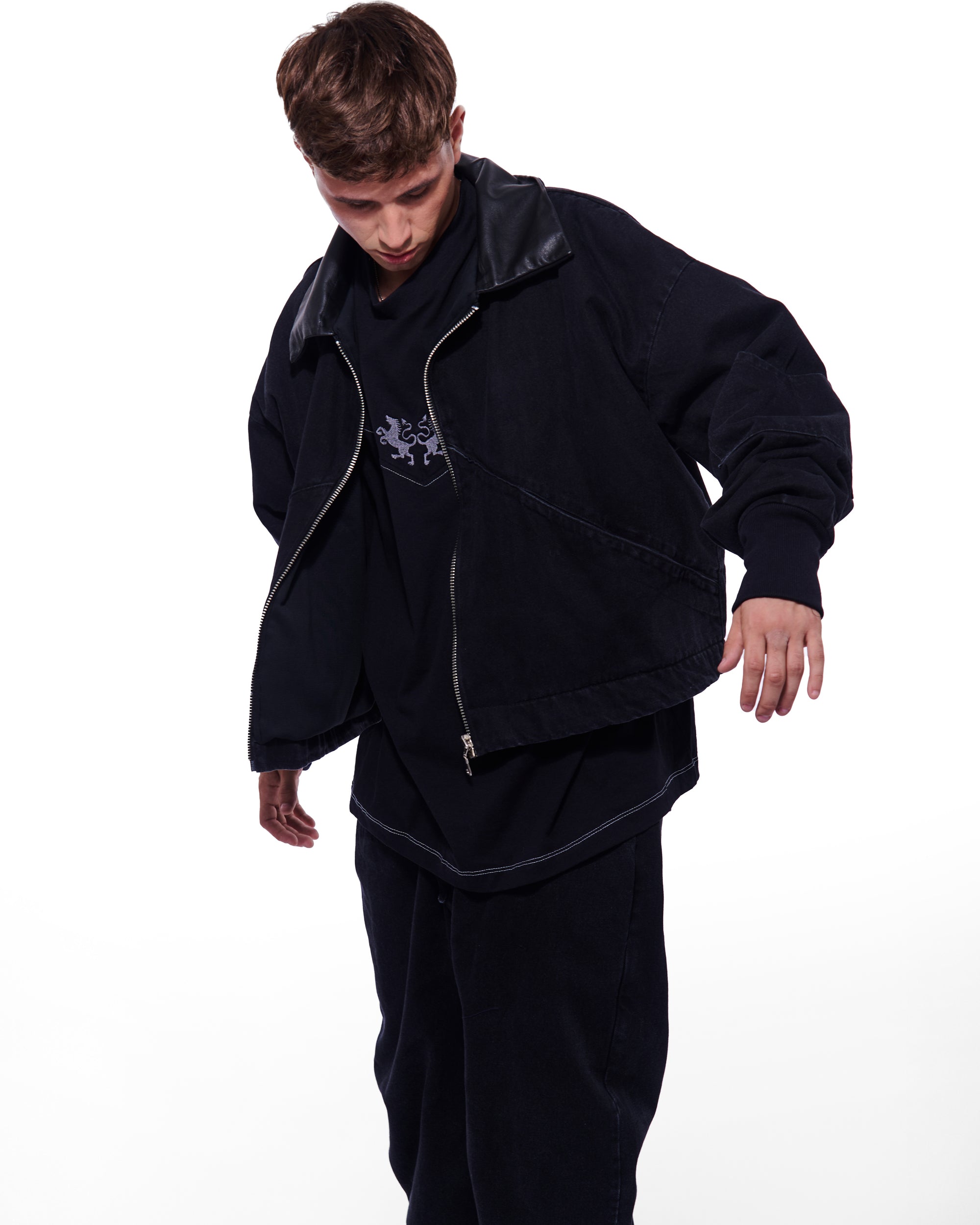 Bomber Pionera Zaina