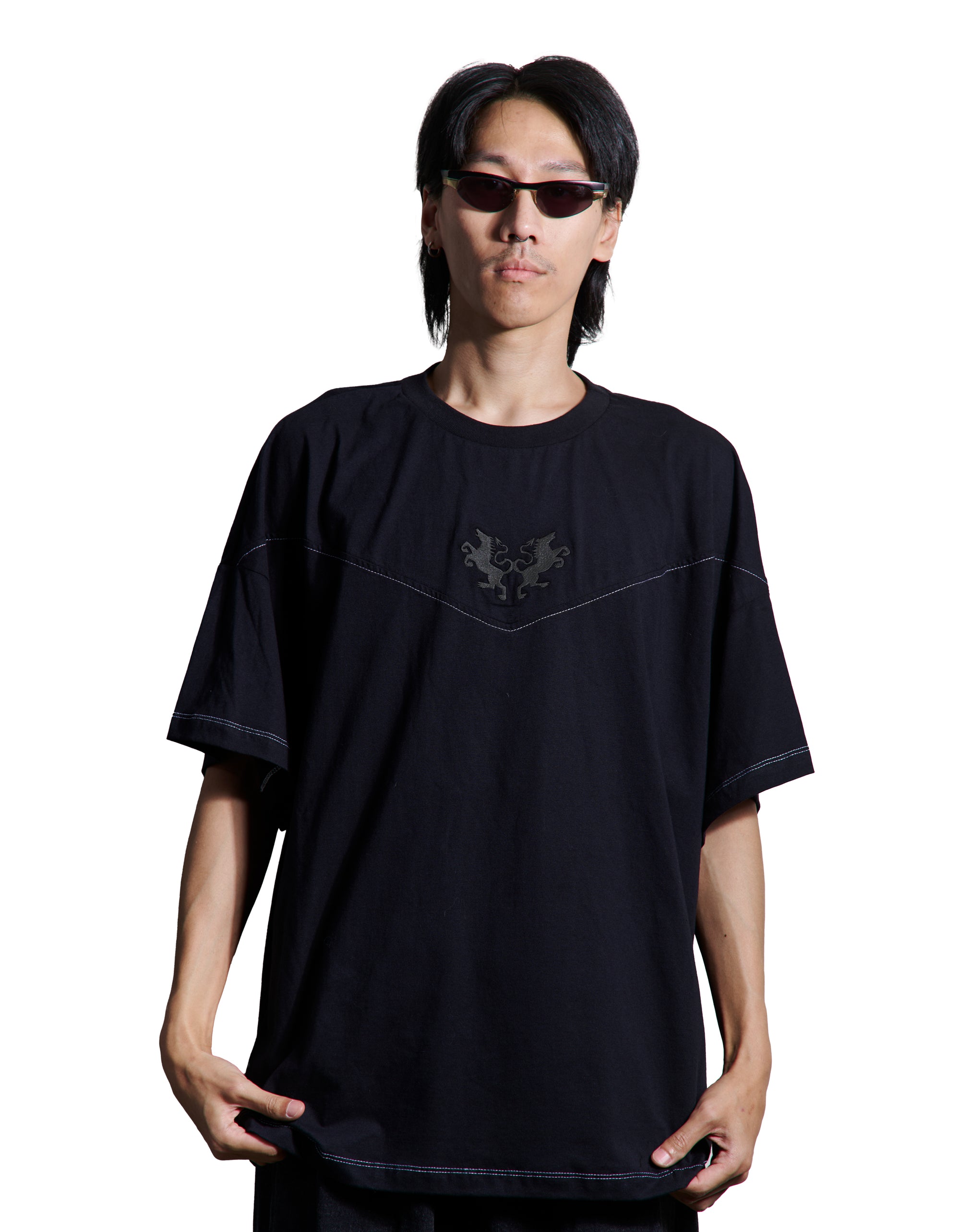 T-Shirt Temblad Oversize Unisex Negra Bordada