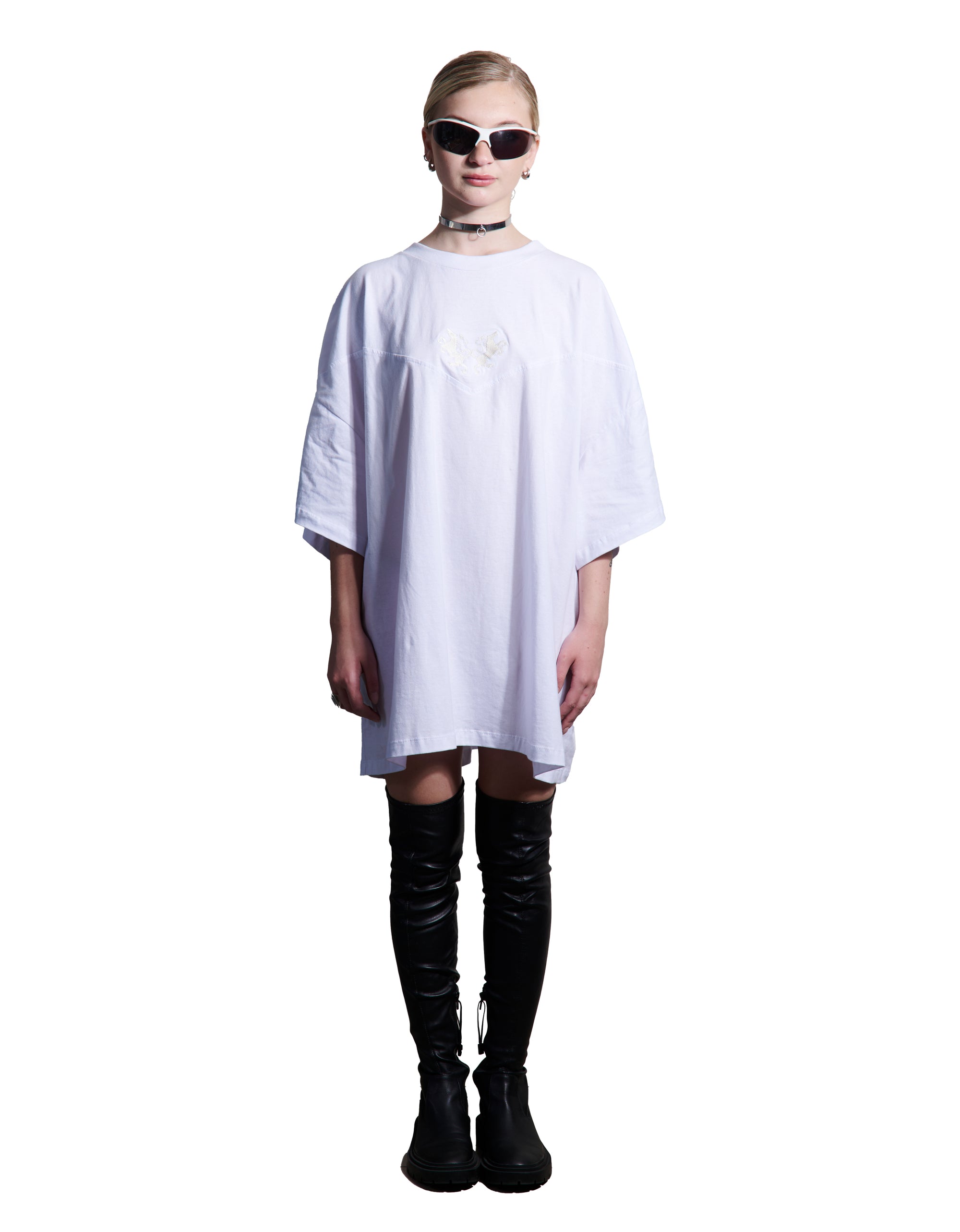 T-Shirt Temblad Oversize Unisex Blanca Bordada