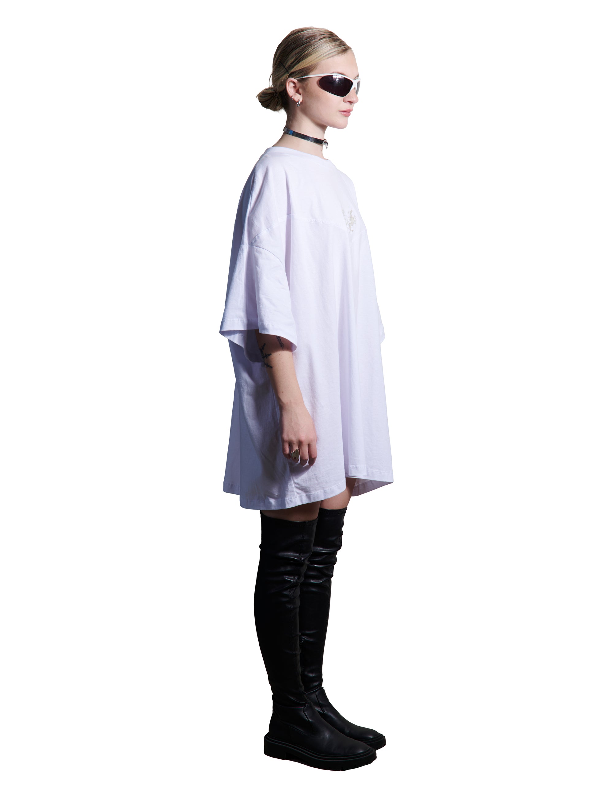 T-Shirt Temblad Oversize Unisex Blanca Bordada